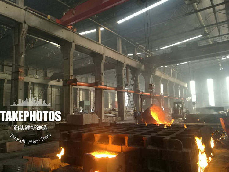 鑄鐵平臺(tái)鑄造 鑄鐵平臺(tái)鑄造